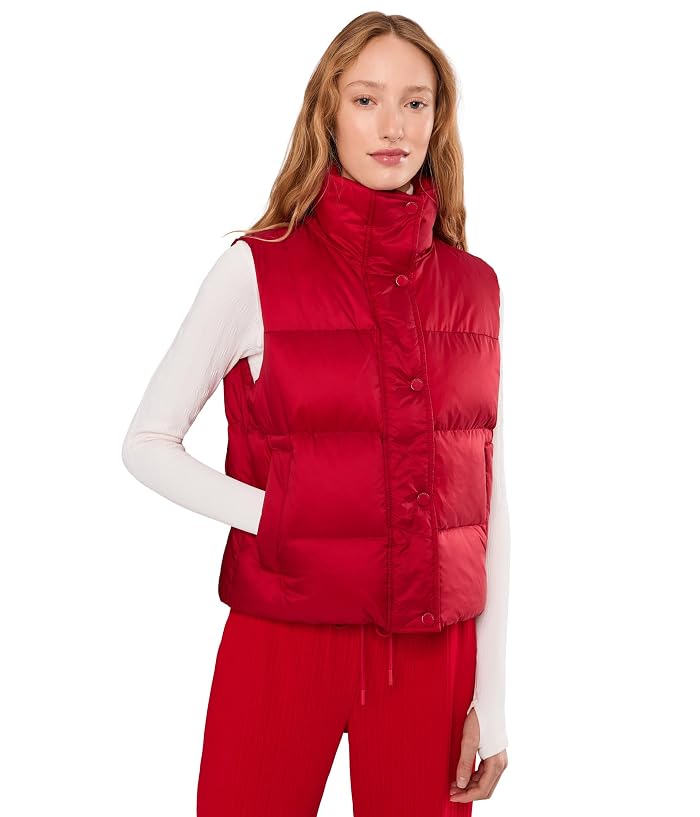 Women's Beyond Yoga Big Cozy Puffer Vest